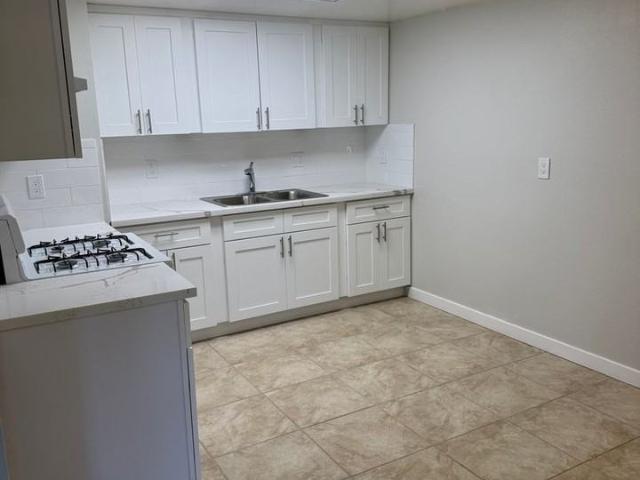 Apartment for rent in Santa Ana Triangle, Santa Ana