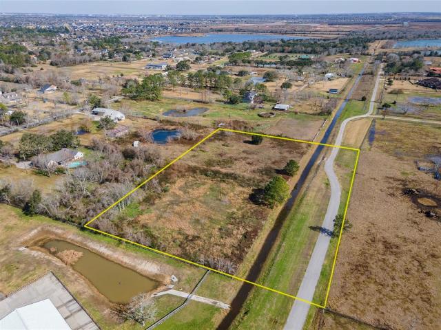 Land for sale in Friendswood