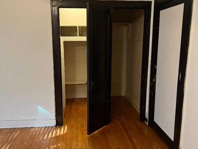 Apartment for rent in Hennepin, Minnesota