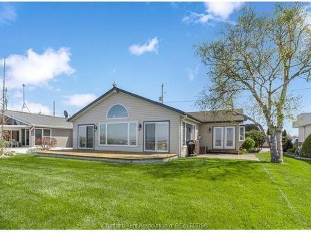 House for sale in Lakeshore, Ontario