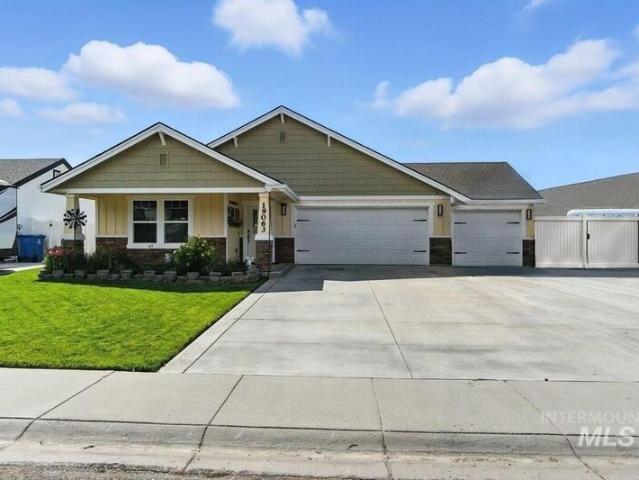 House for sale in Caldwell