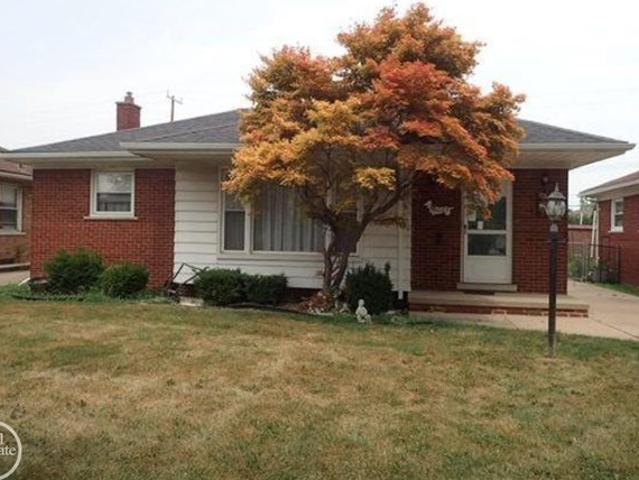 House for sale in Eastpointe, Michigan