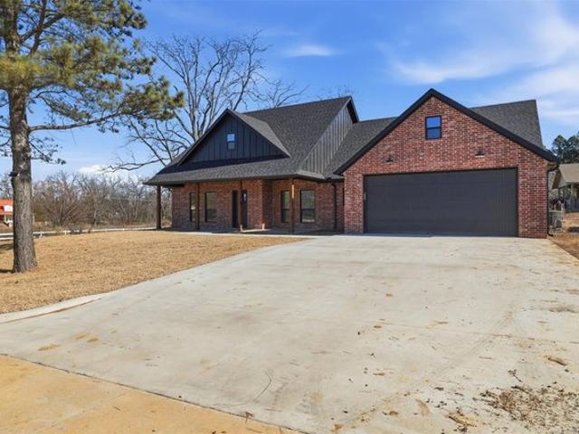 House for sale in Durant, Oklahoma