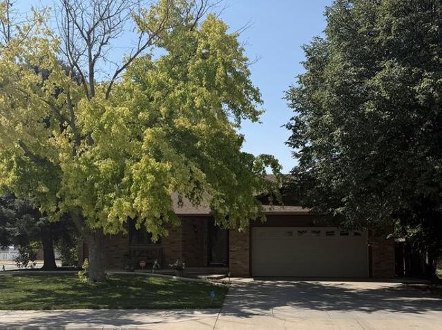 House for sale in Garden City, Finney County