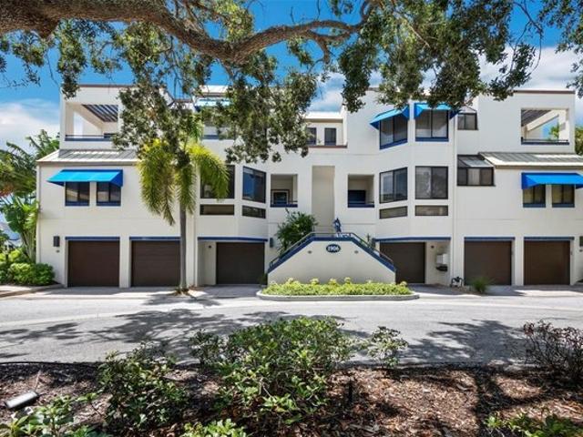 Condo for sale in Longboat Key, Manatee County