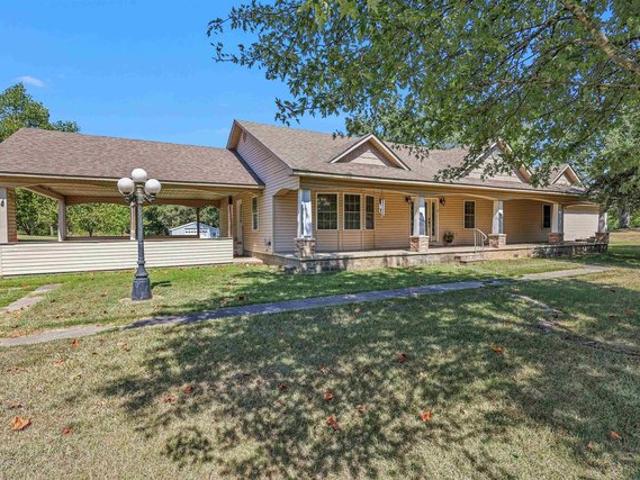 House for sale in Ark