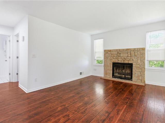 Townhouse for sale in Kansas