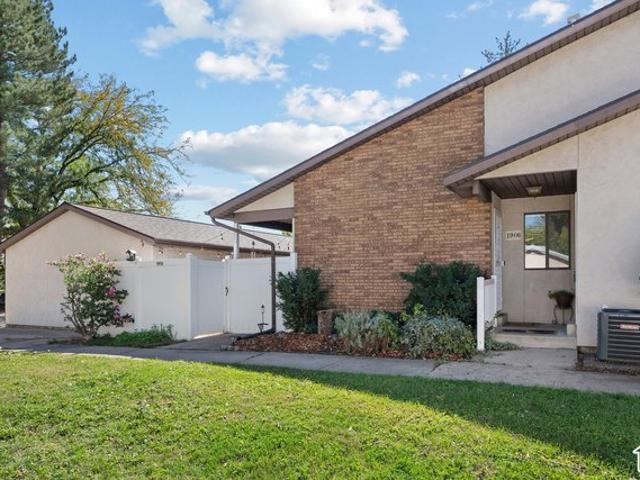 Condo for sale in Centerville, Davis County