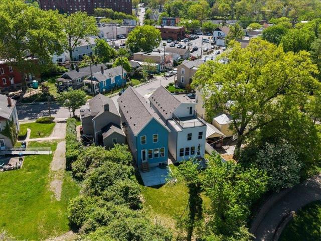 House for sale in Evanston, Roselawn
