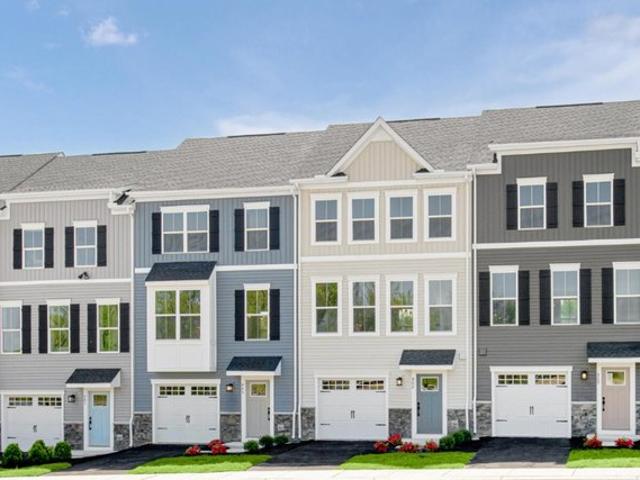 Townhouse for sale in Delaware