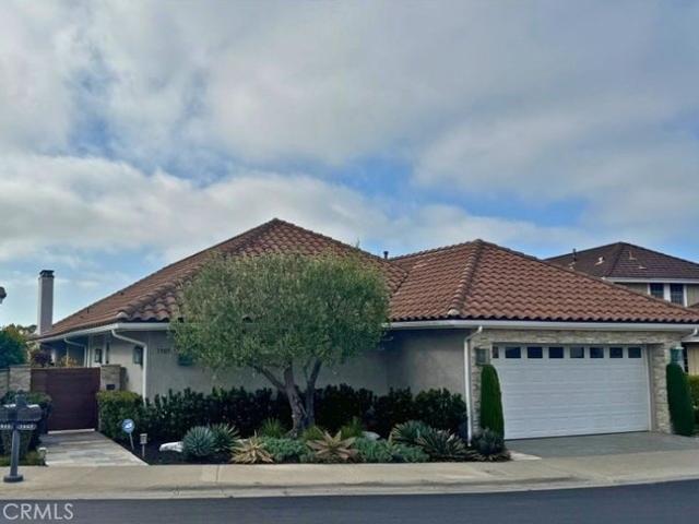 House for sale in Corona Del Mar, California