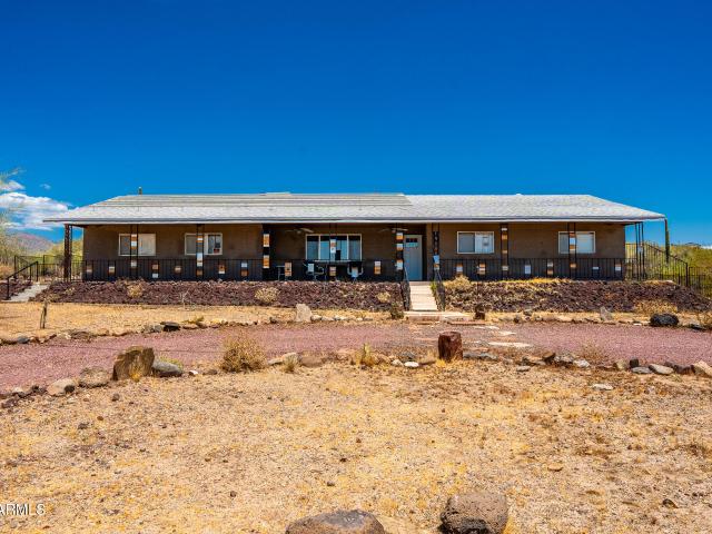 House for sale in Black Canyon City, Arizona