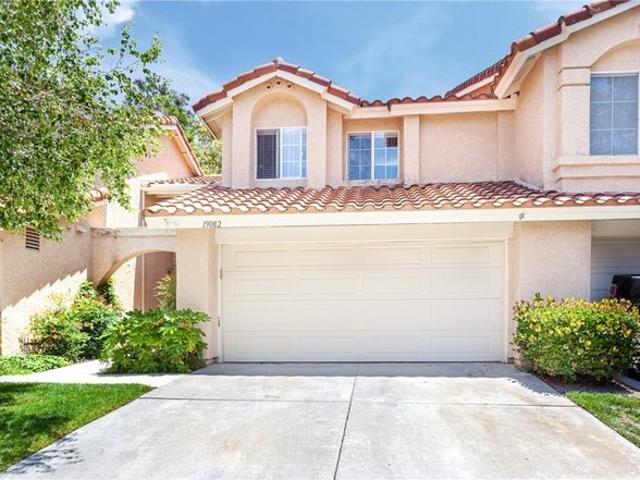 Townhouse for sale in Foothill Ranch, California