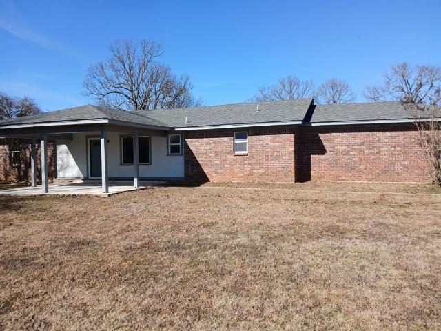 House for sale in De Kalb, Texas