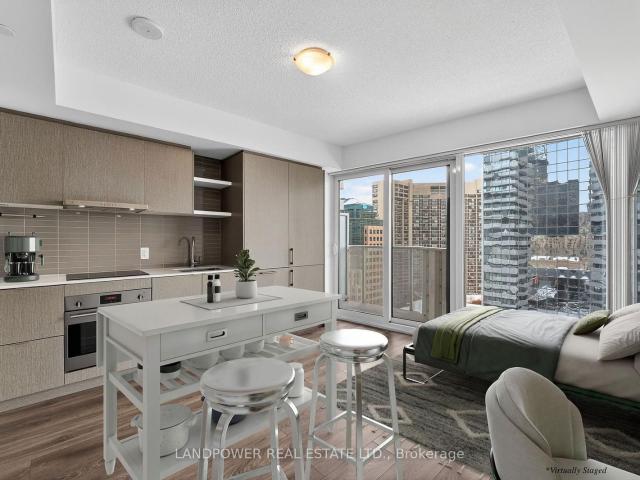 Condo for sale in Toronto, Golden Horseshoe