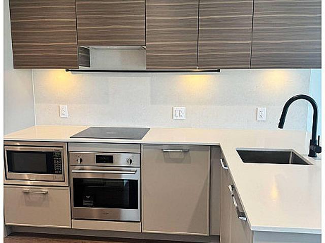 Apartment for rent in Surrey, British Columbia