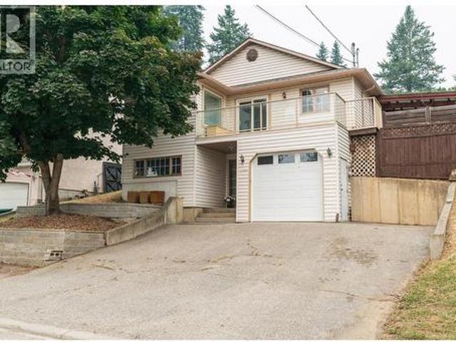House for sale in Lumby, British Columbia