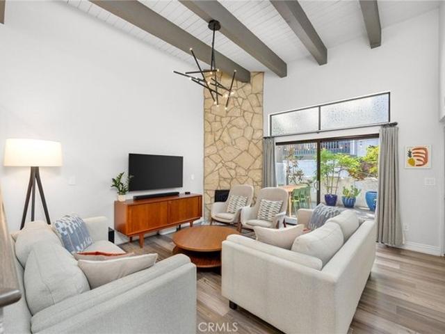 Townhouse for sale in Redondo Beach, California