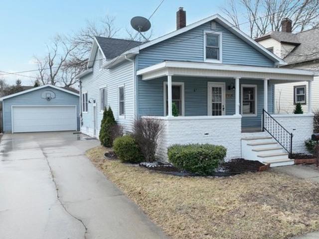 House for sale in Essexville, Michigan