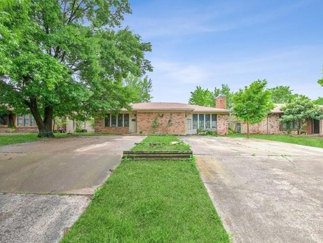 House for sale in Arlington, Texas