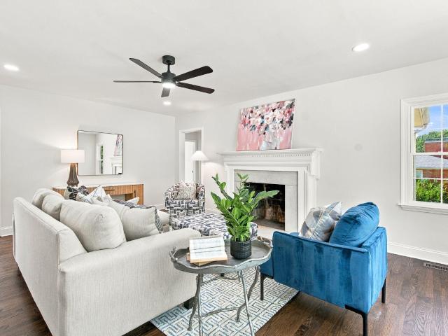 House for sale in Central Heights, Burlington