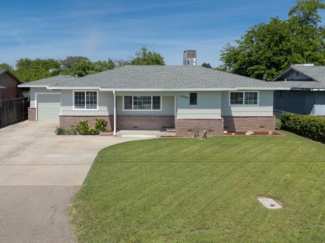Property for sale in Olivehurst, California