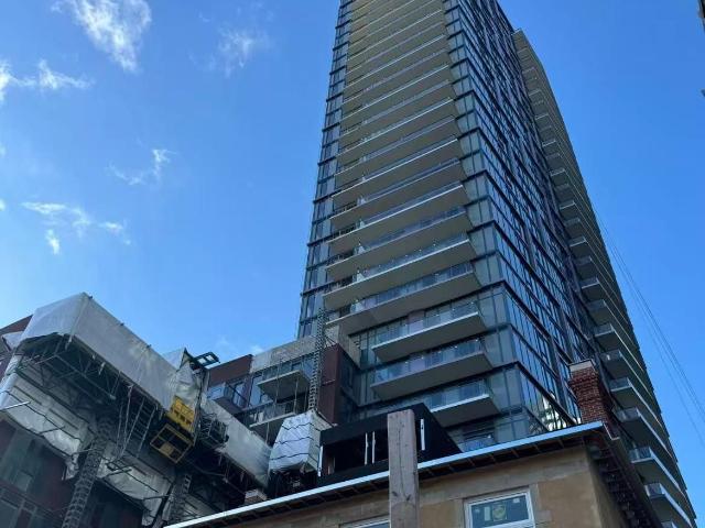 Condo for rent in Toronto Centre, Toronto