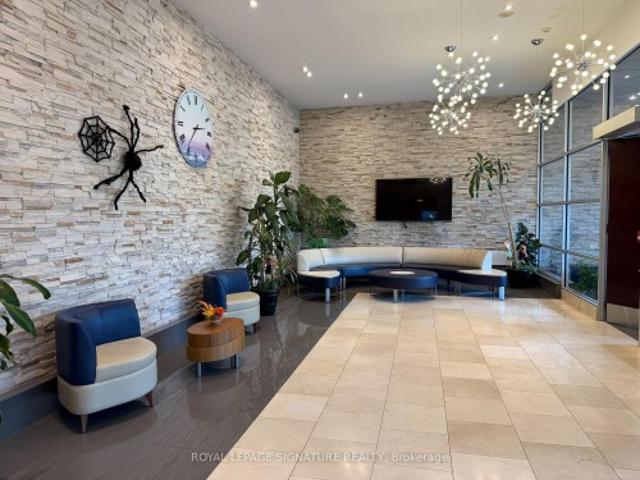Condo for sale in City Centre, Mississauga
