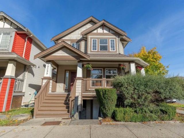 House for sale in Clayton Heights, Surrey