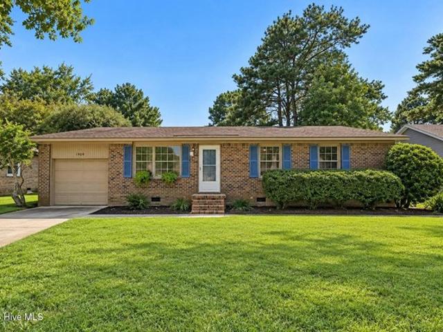 House for sale in Elizabeth City, North Carolina