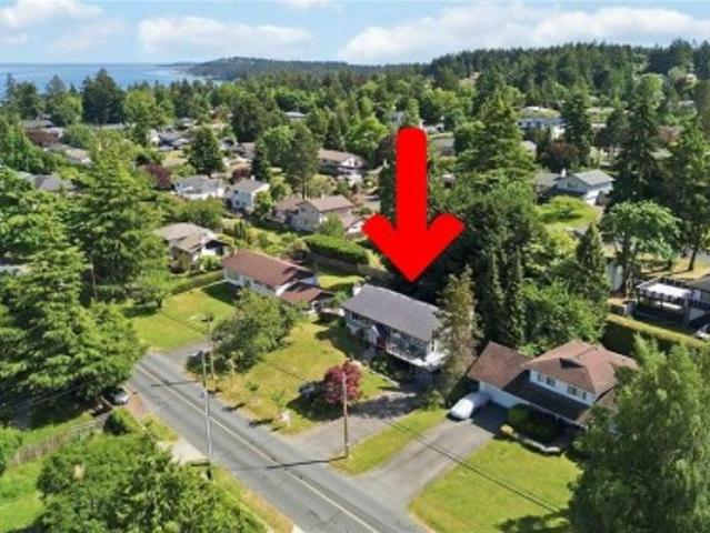 House for sale in Gordon Head, Saanich