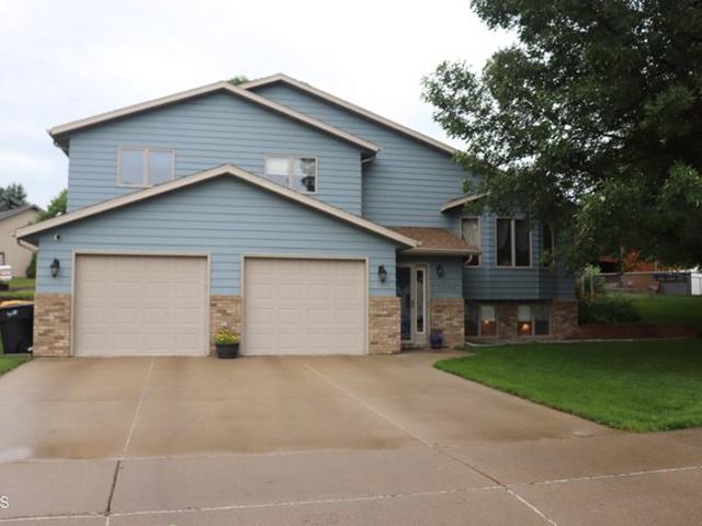 House for sale in Bismarck, North Dakota