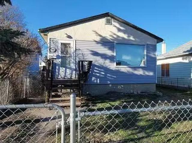 House for sale in East St. Paul, Manitoba