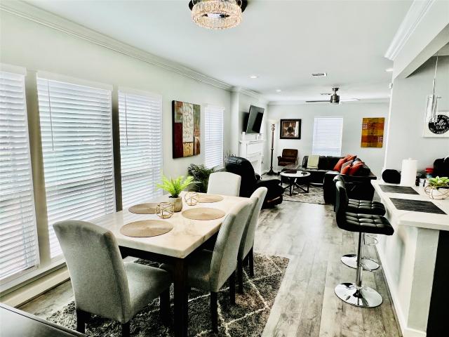 House for sale in Museum District, Houston
