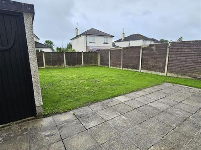 Detached House for sale in Lecarrow, Connacht