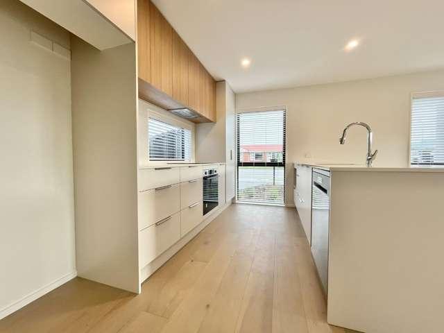 Townhouse for rent in Canterbury