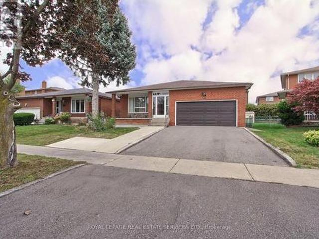 House for sale in York Centre, Toronto