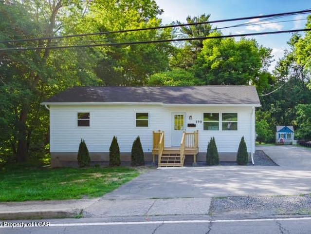 House for sale in Shavertown, Pennsylvania