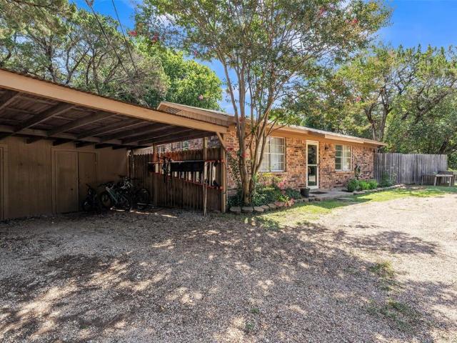 House for sale in Whitney, Texas