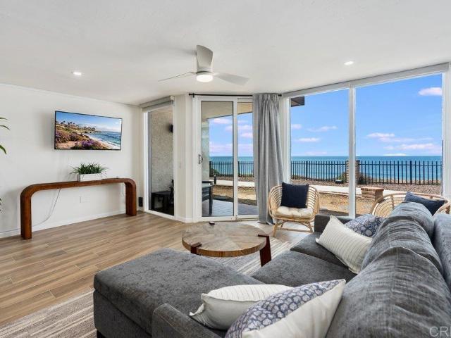 Condo for sale in Solana Beach, California