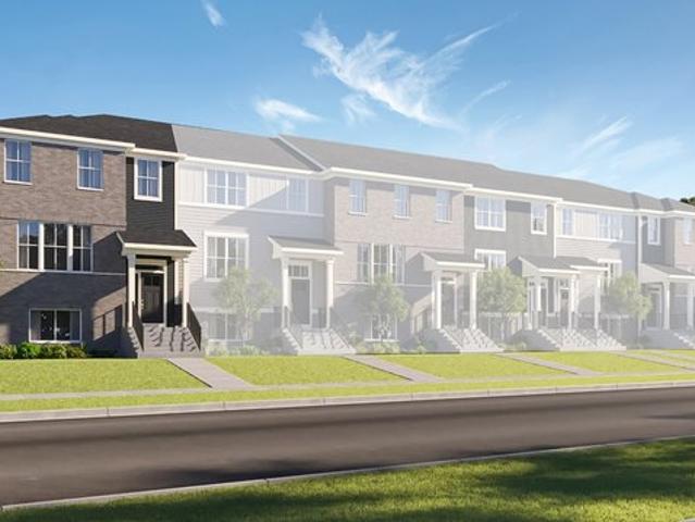 Townhouse for sale in Mchenry, Illinois