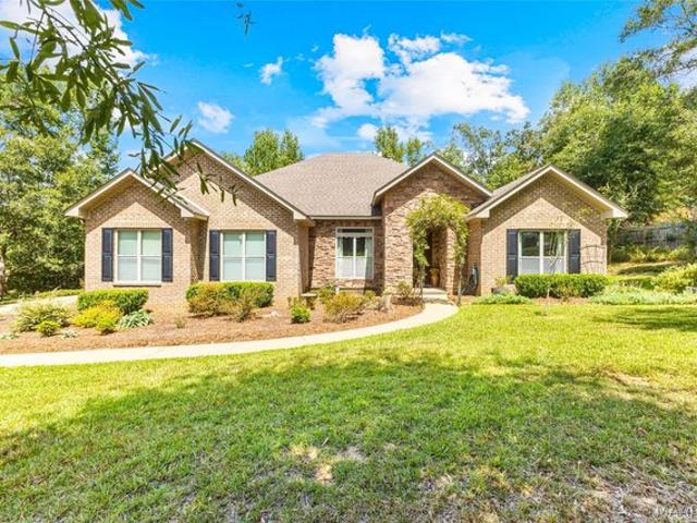 House for sale in Elmore, Alabama