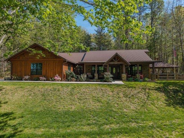 House for sale in Hayesville, North Carolina