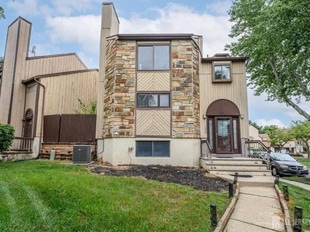 Townhouse for sale in Old Bridge, Old Bridge Township