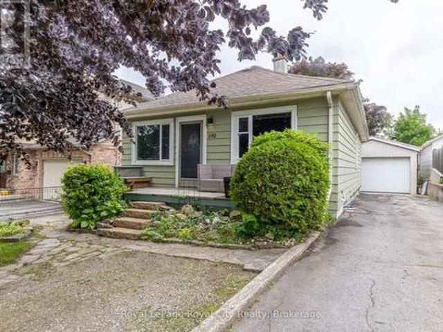 House for sale in Guelph, Ontario