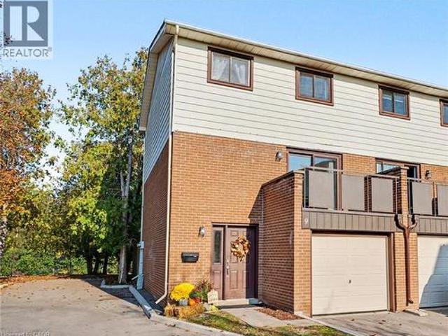 Townhouse for sale in Centreville Chicopee, Kitchener