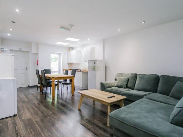 Room for rent in Stirchley, West Midlands