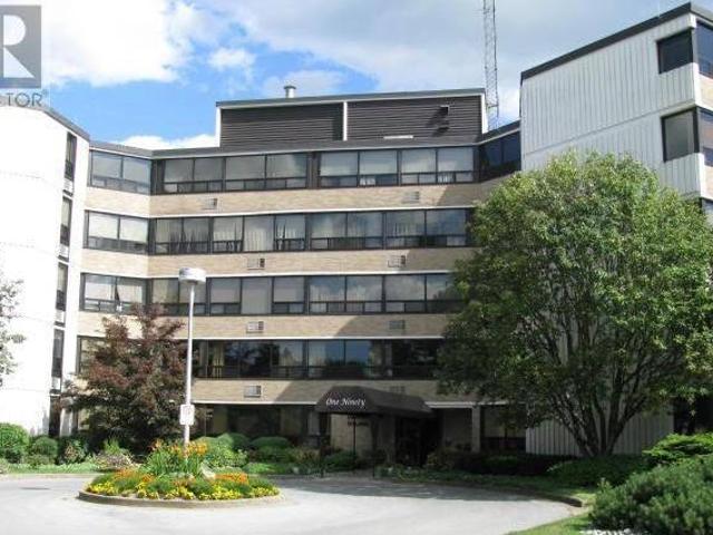 House for sale in St. Catharines, Ontario