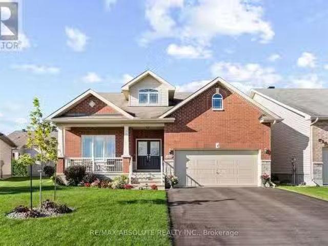 House for sale in Renfrew, Ontario
