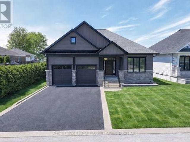 House for sale in Gananoque, Ontario